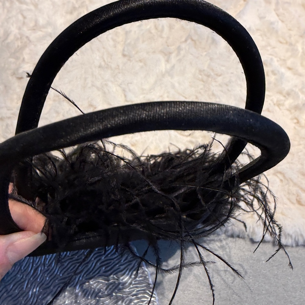 Elegant Black Feathered Women's Bag - Picture 5 of 13